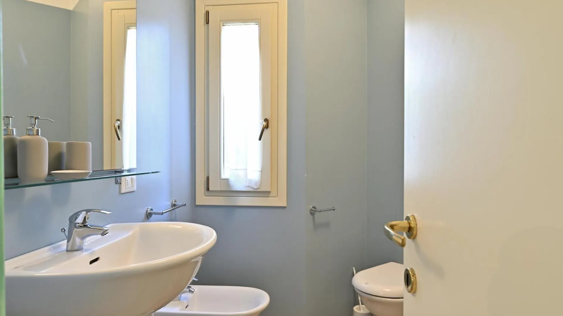 Novita' Dimora Delfino - Spiaggia Privata, Wifi, Ac Golfo Aranci Holiday home