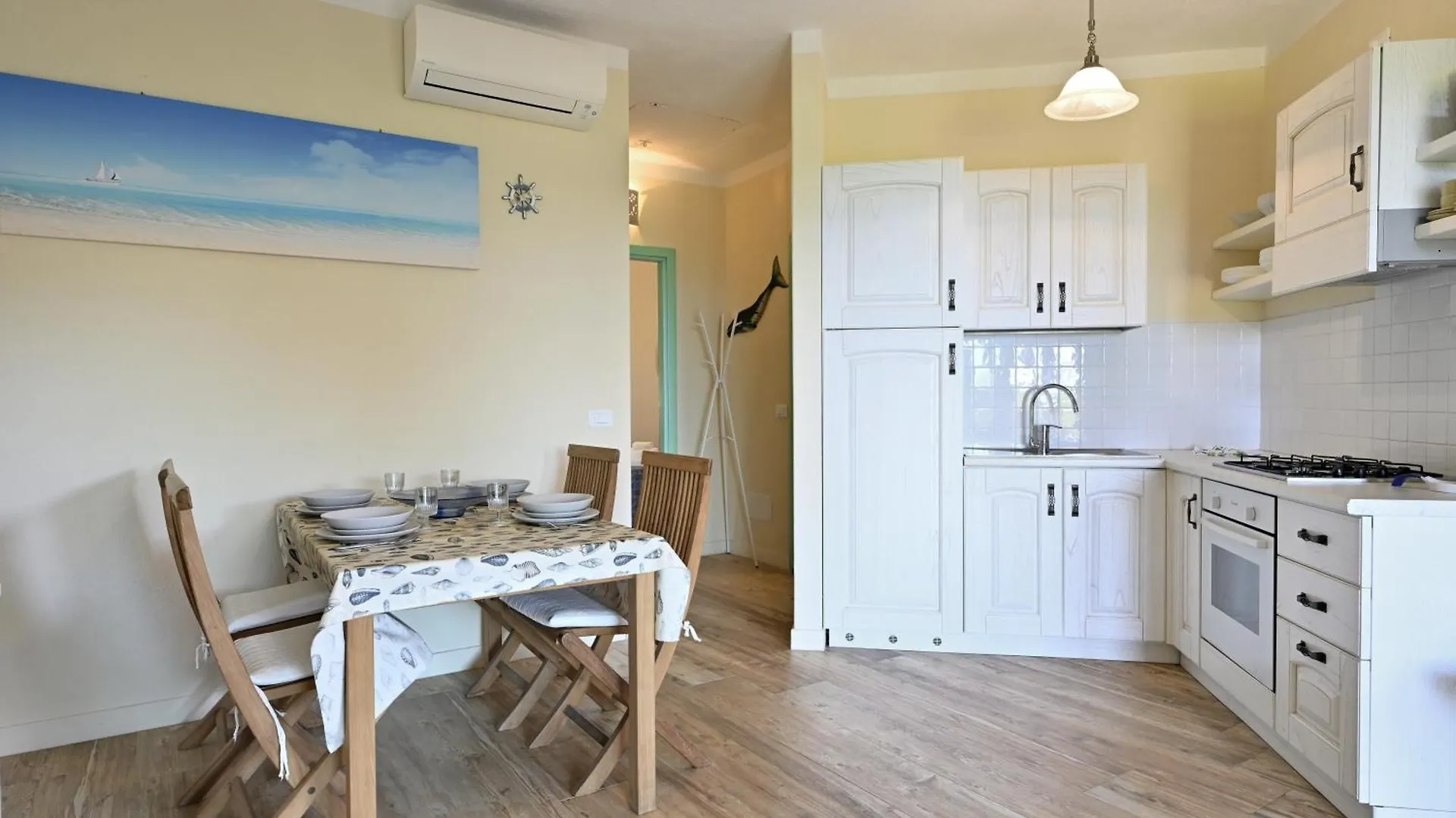 Novita' Dimora Delfino - Spiaggia Privata, Wifi, Ac ゴルフォ・アランチ イタリア