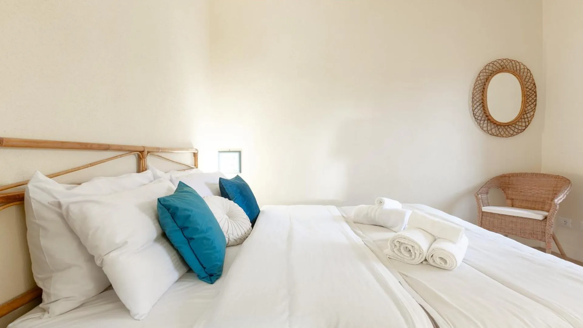 Novita' Dimora Delfino - Spiaggia Privata, Wifi, Ac Golfo Aranci Holiday home